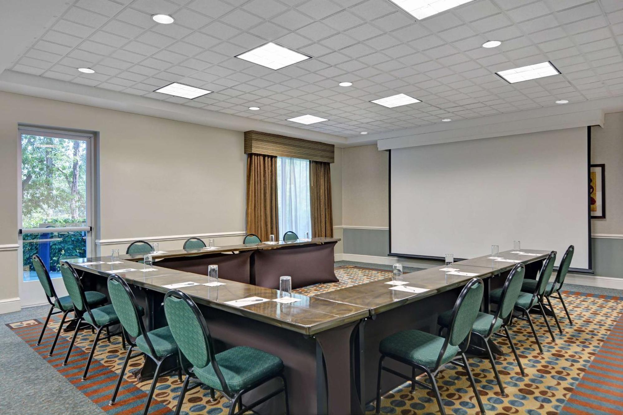 Hilton Garden Inn Jacksonville Jtb/Deerwood Park Esterno foto